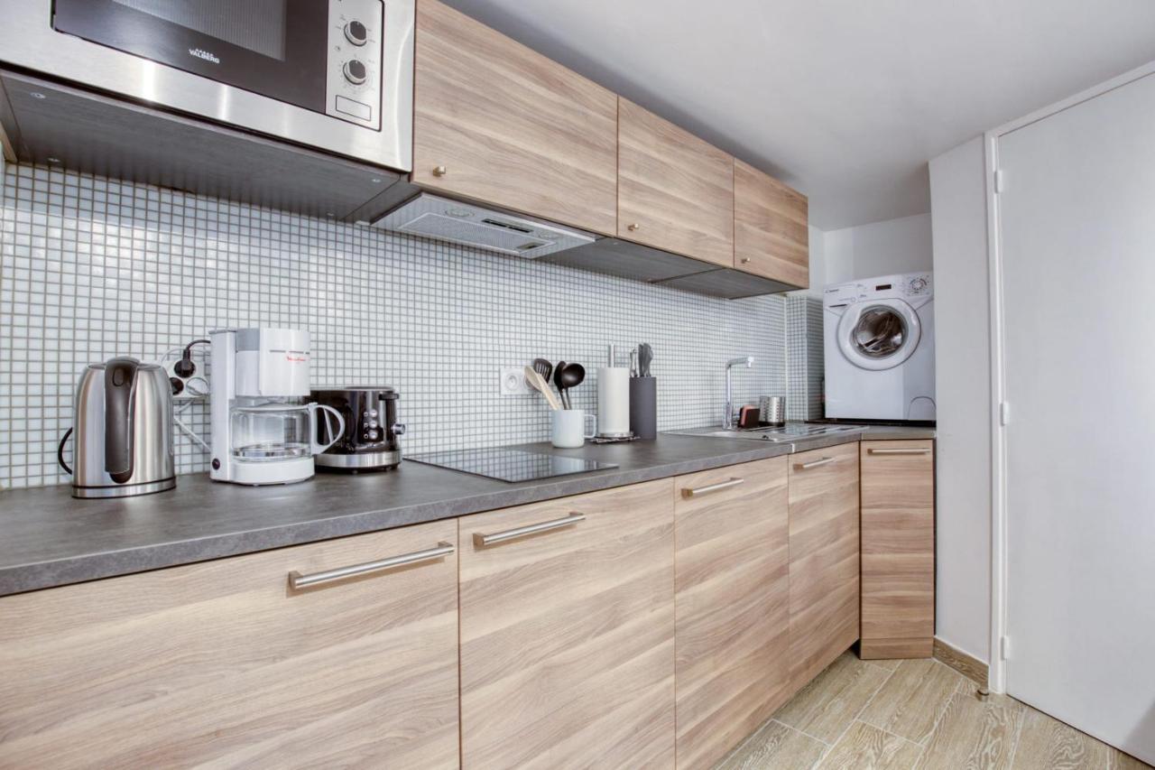 Charming Apartment In The Heart Of The 19Th Париж Екстериор снимка